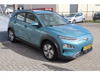 Foto 16 van Hyundai KONA EV Comfort 64 kWh SOH 100% Nederlandse auto/Apple carplay/Adaptieve cruise control/Acht