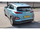 Foto 22 van Hyundai KONA EV Comfort 64 kWh SOH 100% Nederlandse auto/Apple carplay/Adaptieve cruise control/Acht
