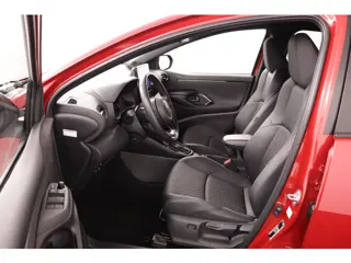 Foto 13 van Toyota Yaris 1.5 Hybrid 130 Executive | Parkeersensoren | Apple Carplay/Android Auto |  Blind Spot M