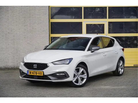 SEAT Leon 1.4 TSI 150PK! Automaat eHybrid PHEV FR Business Intense BJ2021 Lmv 17" | Led V+A | Pdc | 