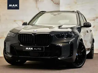 BMW X5 xDrive50e M Sport Pro , M Stoelen, Sky Lounge Pano, 4-wielbest., luchtv., CraftedClarity, B&W