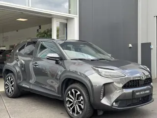 Foto 19 van Toyota Yaris Cross Dynamic + Comfort pakket | Parkeersensoren voor + achter | Stoelverwarming voor |