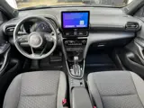 Foto 23 van Toyota Yaris Cross Dynamic + Comfort pakket | Parkeersensoren voor + achter | Stoelverwarming voor |