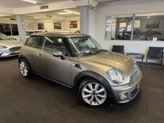 Foto 11 van MINI Cooper 1.6 One *NAP*Airco*Velgen*NAVI (bj 2012)