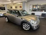 Foto 21 van MINI Cooper 1.6 One *NAP*Airco*Velgen*NAVI (bj 2012)