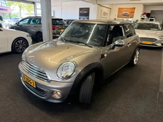 Foto 19 van MINI Cooper 1.6 One *NAP*Airco*Velgen*NAVI (bj 2012)