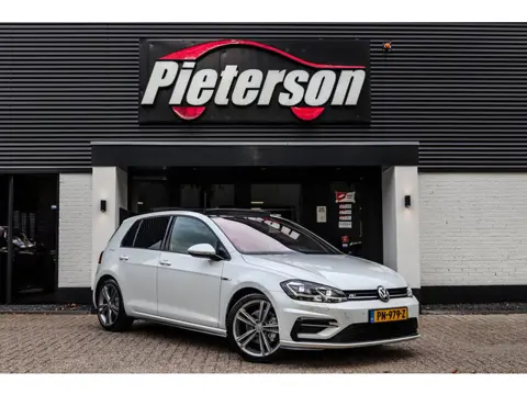 Volkswagen Golf 1.5 TSI 2x R-Line 7.5 NAP PANO DYN VIRTUAL
