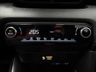 Foto 16 van Toyota Yaris 1.5 Hybrid 115 Active NAVI-APP/CLIMA/CAMERA/15"LMV!