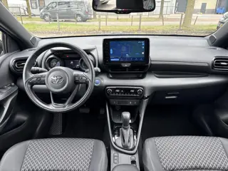Foto 16 van Toyota Yaris 1.5 Hybrid Executive **DODEHOEK DETECTIE/ STOELVERWARMING/ KEYLESS**