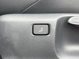 Foto 18 van Toyota Yaris 1.5 Hybrid Executive **DODEHOEK DETECTIE/ STOELVERWARMING/ KEYLESS**