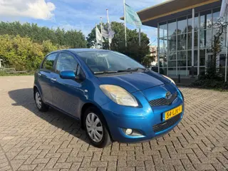 Foto 19 van Toyota Yaris 1.3 VVTi Aspiration