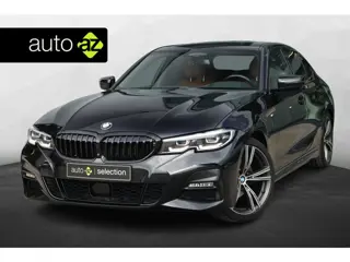 BMW 3-serie 320i High Executive Edition / M-sport / Adaptive cruise / Head-up / 360 Camera