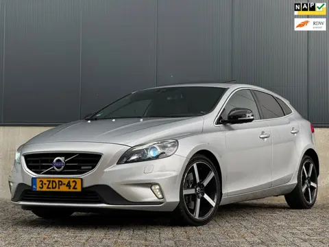 Volvo V40 2.0 D4 Summum Business|R-DESIGN|6BAK|SCHUIFDAK|XENON|HALFLEDER|