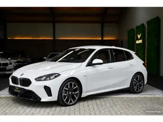 BMW 1-serie 120 M-Sport - Head-up - 360° - Mokka
