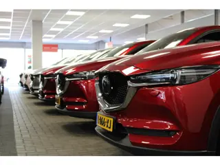 Foto 11 van Mazda CX-5 2.0 SkyActiv-G 165 Comfort Automaat, Trekhaak, Leder, 1e Eig, Dealer Onderhouden, Navi, C