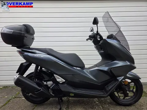 Honda PCX125 (bj 2025)