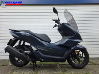 Honda PCX125 (bj 2025)