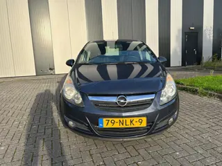 Foto 20 van Opel Corsa 1.2-16V '111' Edition Nw APK-Airco-Cruise-Elekpakket-Lmv