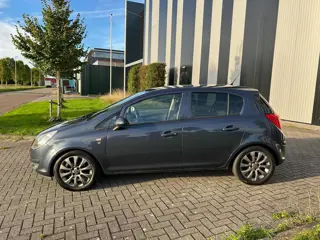 Foto 13 van Opel Corsa 1.2-16V '111' Edition Nw APK-Airco-Cruise-Elekpakket-Lmv