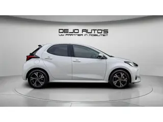 Foto 12 van Toyota Yaris 1.5 Hybrid 115 DYNAMIC NAVI-CARPLAY CAMERA STOEL+STUUR VERWARMD LM VELGEN