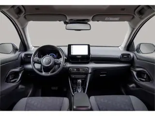 Foto 19 van Toyota Yaris 1.5 Hybrid 115 DYNAMIC NAVI-CARPLAY CAMERA STOEL+STUUR VERWARMD LM VELGEN