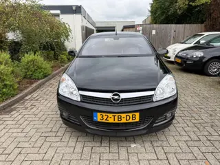 Opel Astra TwinTop 1.8 Cosmo