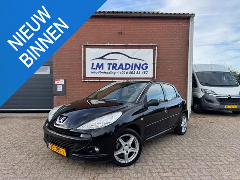Peugeot 206 + 1.4 XS 5-DEURS AIRCO LMV NIEUWE DISTRIBUTIE KOPPELING ONDERHOUDSBEURT APK 28-09-27