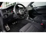 Foto 28 van Volkswagen Golf 2.0 TSI 301 pk 4Motion R / Akraprovic/ Dynaudio/ ACC/ DCC/ Keyless/ Virtual/ Adapt.C