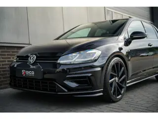 Foto 13 van Volkswagen Golf 2.0 TSI 301 pk 4Motion R / Akraprovic/ Dynaudio/ ACC/ DCC/ Keyless/ Virtual/ Adapt.C