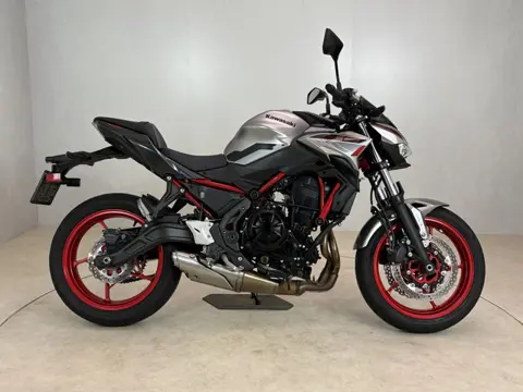 Kawasaki Z 650 ABS 35 KW (bj 2023)