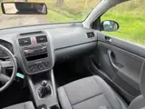 Foto 21 van Volkswagen Golf 1.6 FSI Turijn koude airco/APK/Boekjes/2sleutels/6Bak