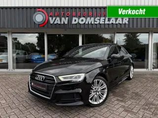 AUDI A3 Limousine 35 TFSI CoD Sport S Line Edition - 2x S line Pano Carplay 