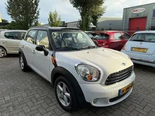 Foto 18 van Mini Countryman 1.6 Cooper Salt, Airco, Automaat, Apk 11/2027
