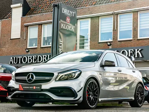 Mercedes-Benz A-Klasse AMG 45 4MATIC SCHAALSTOELEN AERO 19 INCH HARMAN KARDON MEMORY STOEL BOMVOL