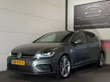 Foto 21 van Volkswagen Golf 1.5 TSI 3x R-Line Pano, ACC, Virtual Cockpit, Apple Carplay, Stoelverwarming, Achter