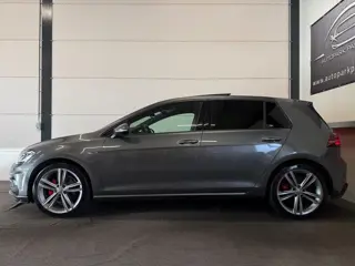 Foto 14 van Volkswagen Golf 1.5 TSI 3x R-Line Pano, ACC, Virtual Cockpit, Apple Carplay, Stoelverwarming, Achter