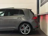 Foto 25 van Volkswagen Golf 1.5 TSI 3x R-Line Pano, ACC, Virtual Cockpit, Apple Carplay, Stoelverwarming, Achter