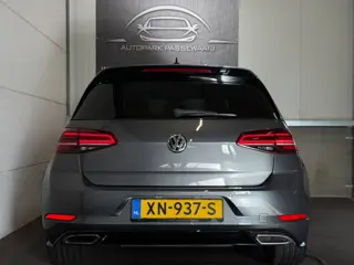 Foto 17 van Volkswagen Golf 1.5 TSI 3x R-Line Pano, ACC, Virtual Cockpit, Apple Carplay, Stoelverwarming, Achter