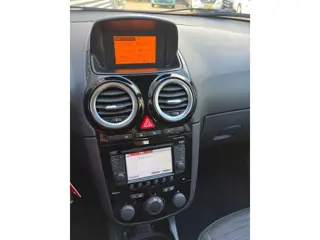 Foto 20 van Opel Corsa 1.4-16V Cosmo
