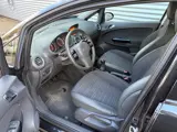 Foto 27 van Opel Corsa 1.4-16V Cosmo