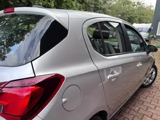 Foto 12 van Opel Corsa 1.4 Online Edition