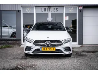 Foto 17 van Mercedes-Benz A-klasse 250e AMG Line Pano-dak|Sfeerverl.|Carplay|Camera|Widescreen