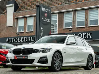 BMW 3 Serie Touring 330e Business Edition Plus PANO LEDER 18 INCH SHADOW LINE STOELVERW LED