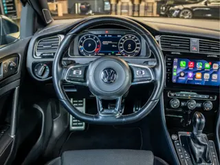 Foto 12 van Volkswagen Golf 2.0 TSI 4Motion R KW-schroefset | Dynaudio | carplay | rijmodus | adaptive