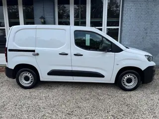 Foto 19 van Peugeot Partner 1.5 BlueHDi 100 S&S L1, NAVI, CRUISCONTR, AIRCO, MULTI FUNKTIONEEL, IN NIEUWSTAAT !!