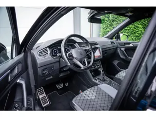 Foto 19 van Volkswagen Tiguan 1.4 TSI eHybrid R-Line Trekhaak|IQ.Light|Camera|ACC|Carplay|20''