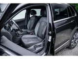 Foto 28 van Volkswagen Tiguan 1.4 TSI eHybrid R-Line Trekhaak|IQ.Light|Camera|ACC|Carplay|20''