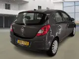 Foto 29 van Opel CORSA 1.2-16V Cosmo/ SCHERM/ LAAG KM