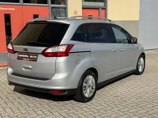 Foto 16 van Ford Grand C-Max 1.0 Titanium 7p. Camera, Nieuwe Distributieriem