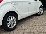 Foto 30 van Hyundai I20 1.2i i-Drive 2014 WIT 5drs AIRCO LM APK NAP!